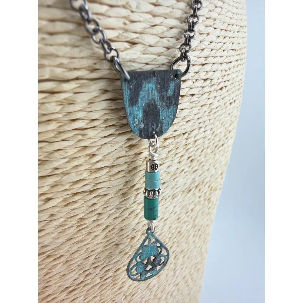Artisan this necklace
